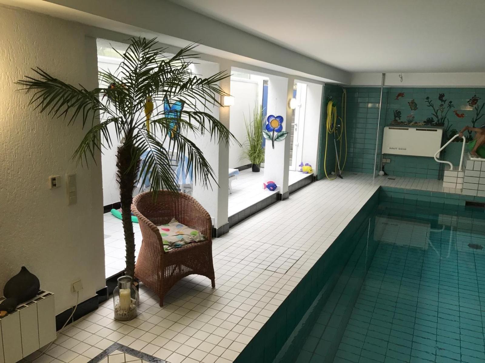 Villa Casa Blanca Mit Privatem Schwimmbad 26 Grad Und Sauna Duisburg Exterior foto